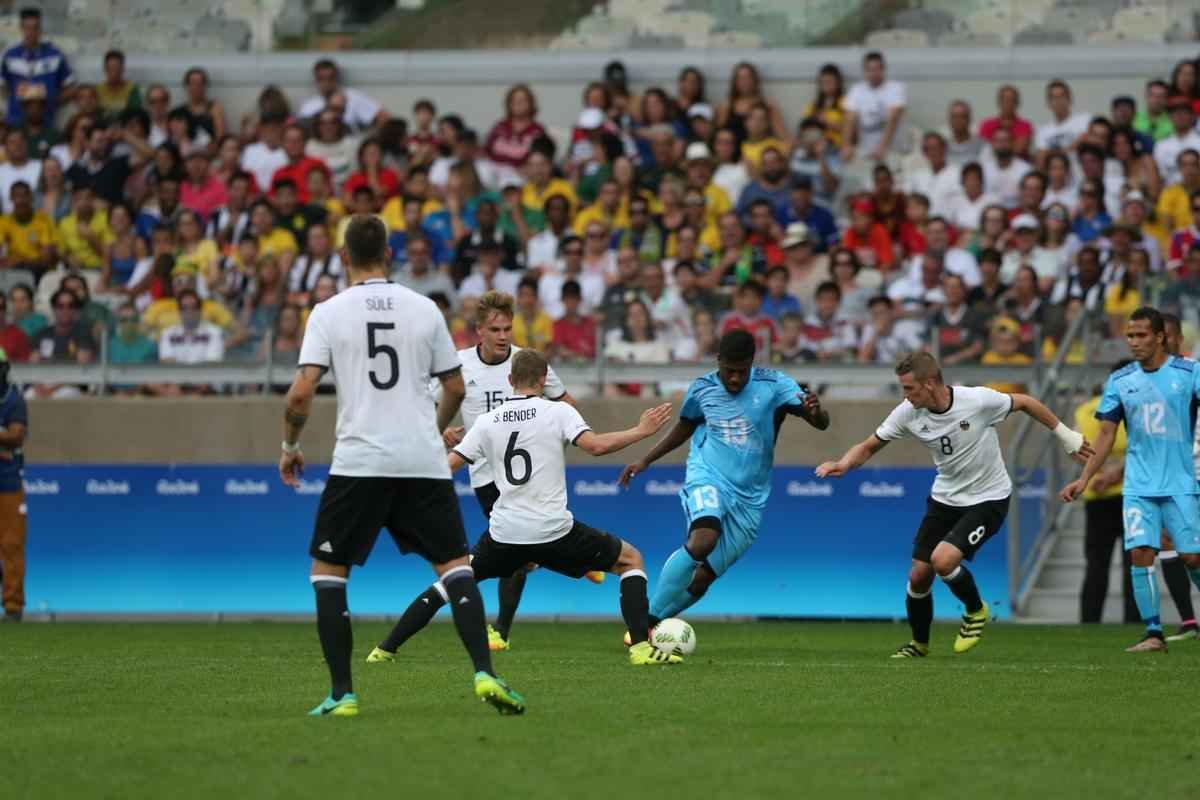 Alemanha abriu 6 a 0 sobre Fiji logo no primeiro tempo do duelo realizado no Mineiro