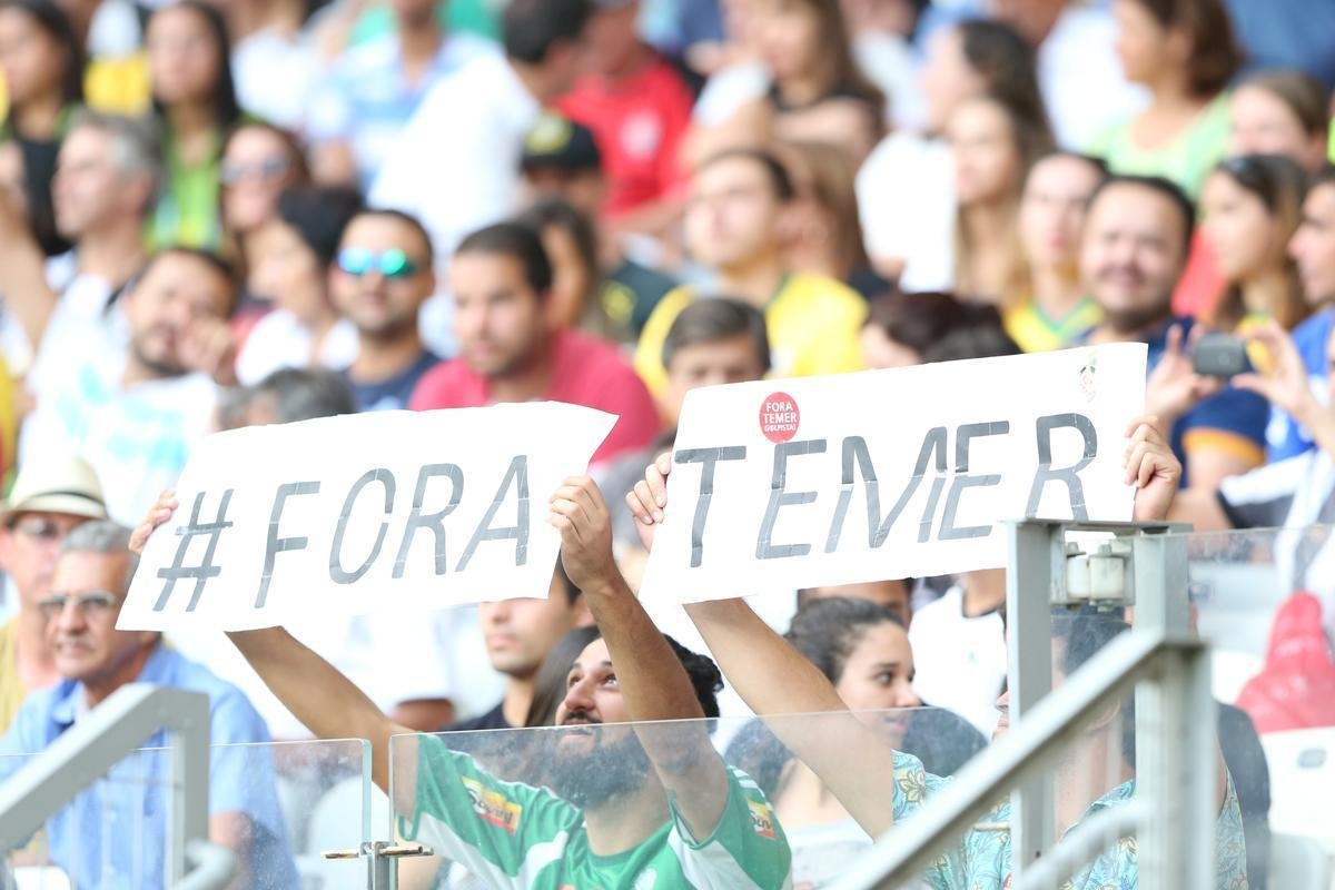 No segundo tempo, Alemanha manteve ritmo, ampliou vantagem e ainda perdeu pnalti