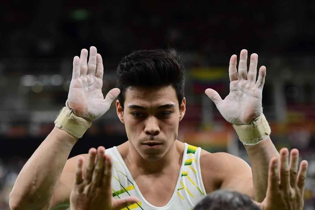 Srgio Sasaki e Arthur Nory disputaram final individual de ginstica artstica da Olimpada no Rio