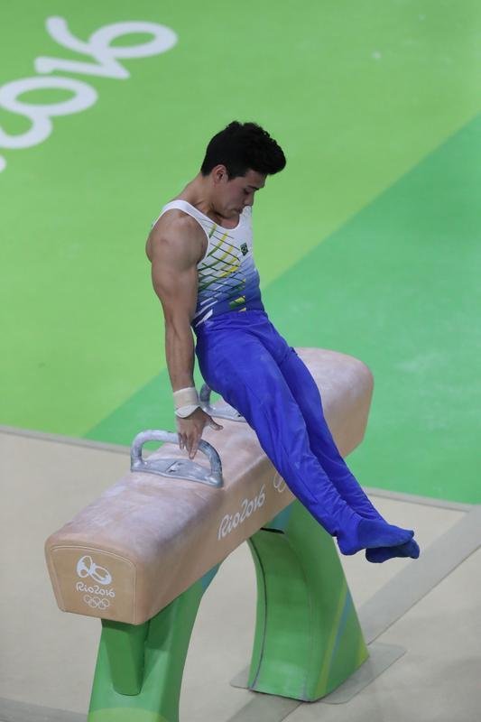 Srgio Sasaki e Arthur Nory disputaram final individual de ginstica artstica da Olimpada no Rio