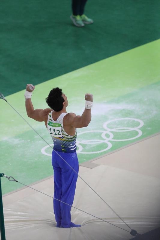 Srgio Sasaki e Arthur Nory disputaram final individual de ginstica artstica da Olimpada no Rio