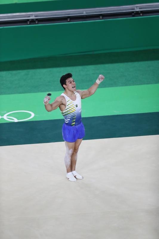 Srgio Sasaki e Arthur Nory disputaram final individual de ginstica artstica da Olimpada no Rio