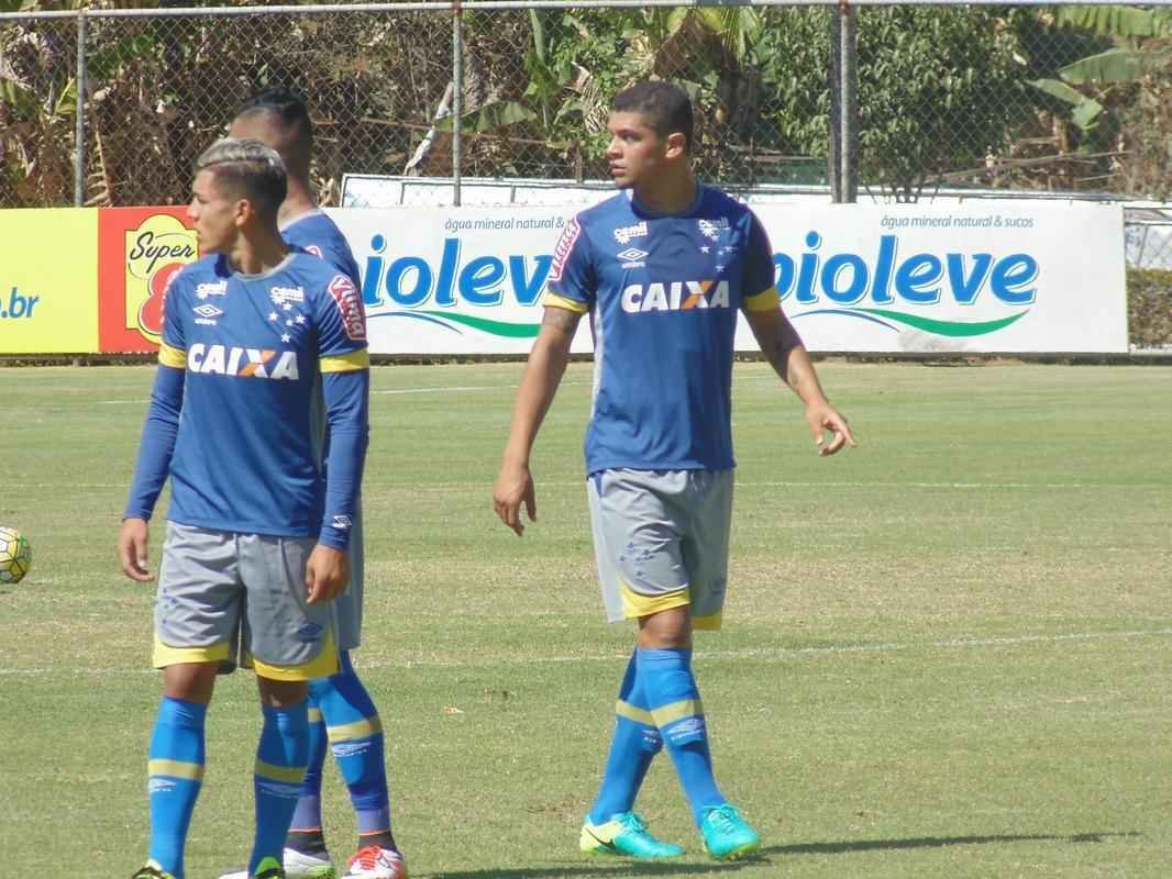 Fotos do treino do Cruzeiro desta sexta-feira (12/08) na Toca da Raposa II (Rafael Arruda/Superesportes)
