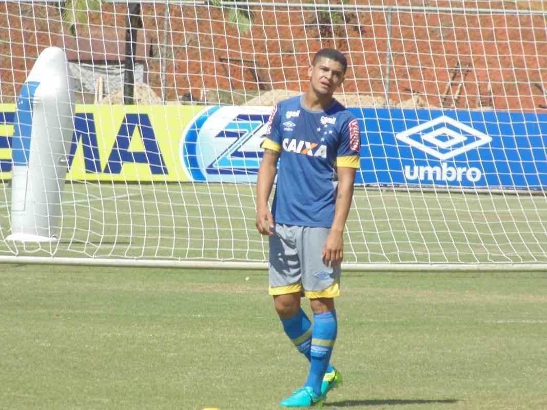 Fotos do treino do Cruzeiro desta sexta-feira (12/08) na Toca da Raposa II (Rafael Arruda/Superesportes)