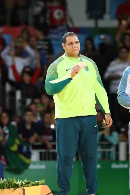 Aps derrota nas quartas de final, sul-mato-grossense venceu lutas consecutivas e garantiu mais um pdio para o Brasil nos tatames da Arena Carioca 2