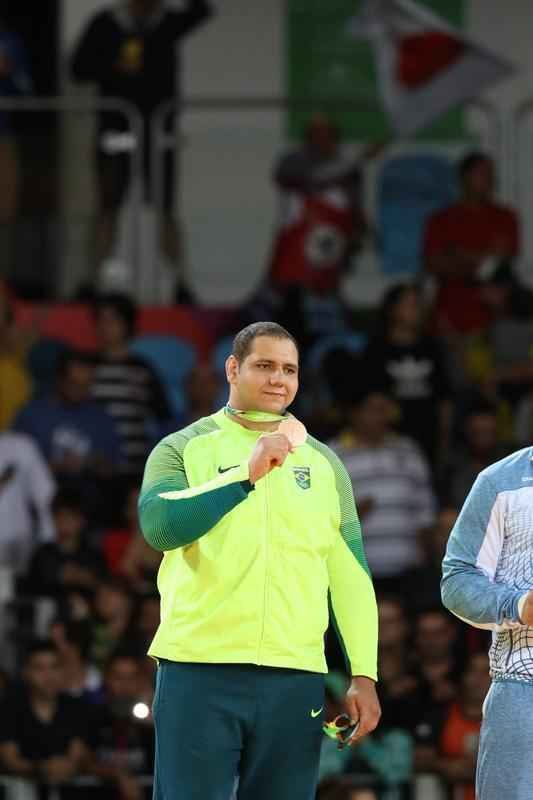 Aps derrota nas quartas de final, sul-mato-grossense venceu lutas consecutivas e garantiu mais um pdio para o Brasil nos tatames da Arena Carioca 2