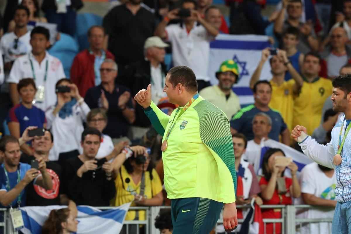 Aps derrota nas quartas de final, sul-mato-grossense venceu lutas consecutivas e garantiu mais um pdio para o Brasil nos tatames da Arena Carioca 2
