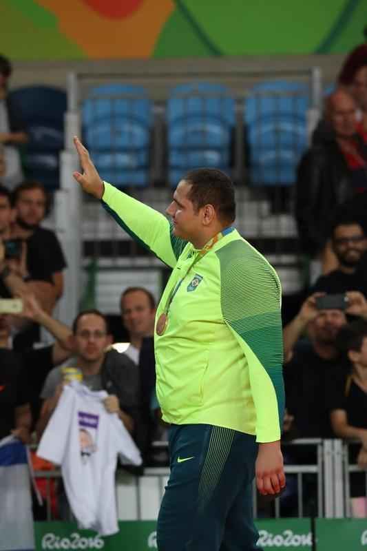 Aps derrota nas quartas de final, sul-mato-grossense venceu lutas consecutivas e garantiu mais um pdio para o Brasil nos tatames da Arena Carioca 2