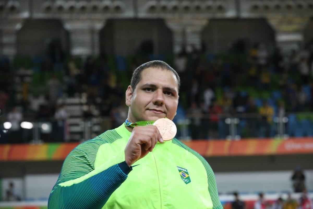 Aps derrota nas quartas de final, sul-mato-grossense venceu lutas consecutivas e garantiu mais um pdio para o Brasil nos tatames da Arena Carioca 2