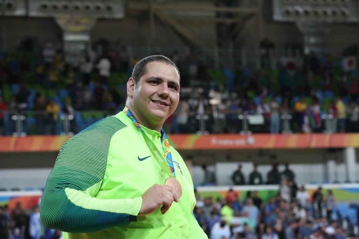 Aps derrota nas quartas de final, sul-mato-grossense venceu lutas consecutivas e garantiu mais um pdio para o Brasil nos tatames da Arena Carioca 2