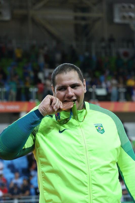 Aps derrota nas quartas de final, sul-mato-grossense venceu lutas consecutivas e garantiu mais um pdio para o Brasil nos tatames da Arena Carioca 2