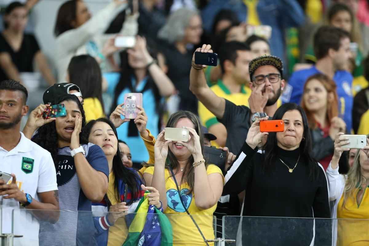 Torcedores no Mineiro durante jogo entre Brasil e Austrlia pelos Jogos Olmpicos