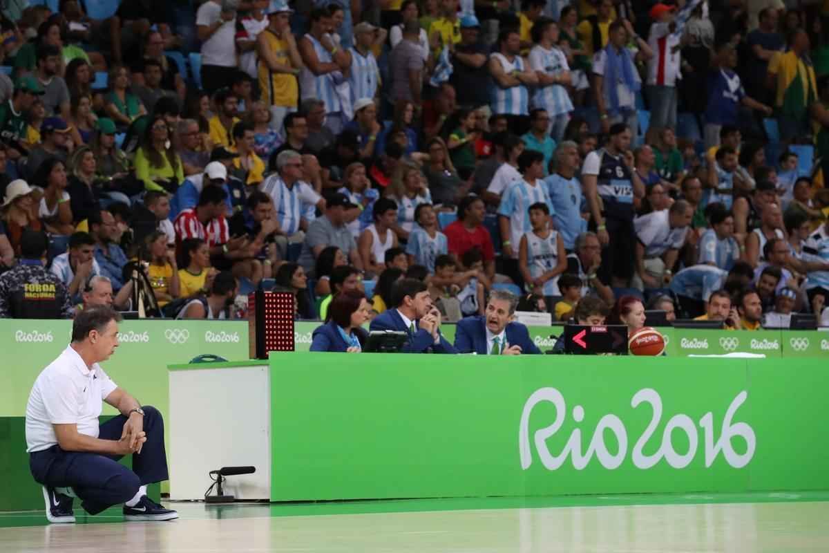 Fotos do jogo entre Brasil e Argentina na Arena Olmpica de Basquete (Rodrigo Clemente/EM D.A Press)