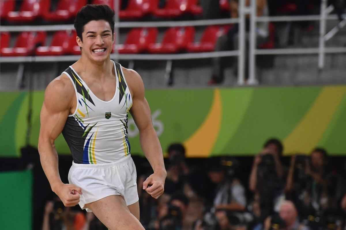 Nory ficou em terceiro e garantiu a medalha de bronze na prova de solo da ginstica