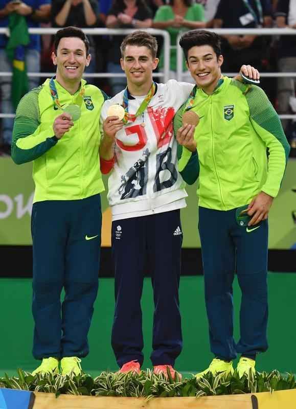 Brasileiros Diego Hypolito e Arthur Nory conquistaram a medalha de prata e bronze, respectivamente, na prova de solo da ginstica nos Jogos Olmpicos do Rio de Janeiro