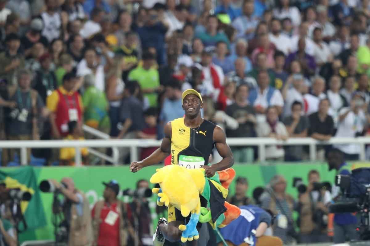Sequncia de fotos de Rodrigo Clemente, do Estado de Minas, com a vitria de Bolt no Rio