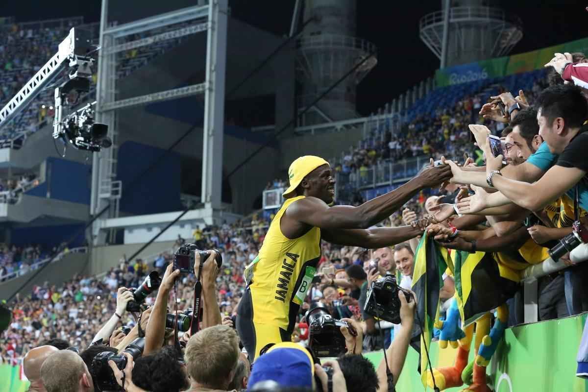 Sequncia de fotos de Rodrigo Clemente, do Estado de Minas, com a vitria de Bolt no Rio