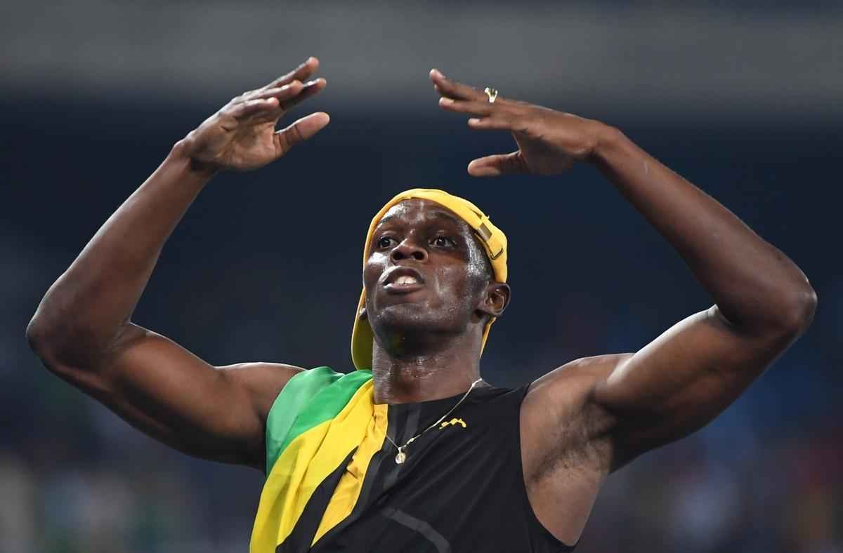 Usain Bolt comemorou tricampeonato olmpico com pblico no Engenho, no Rio