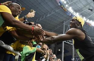 Usain Bolt comemorou tricampeonato olmpico com pblico no Engenho, no Rio
