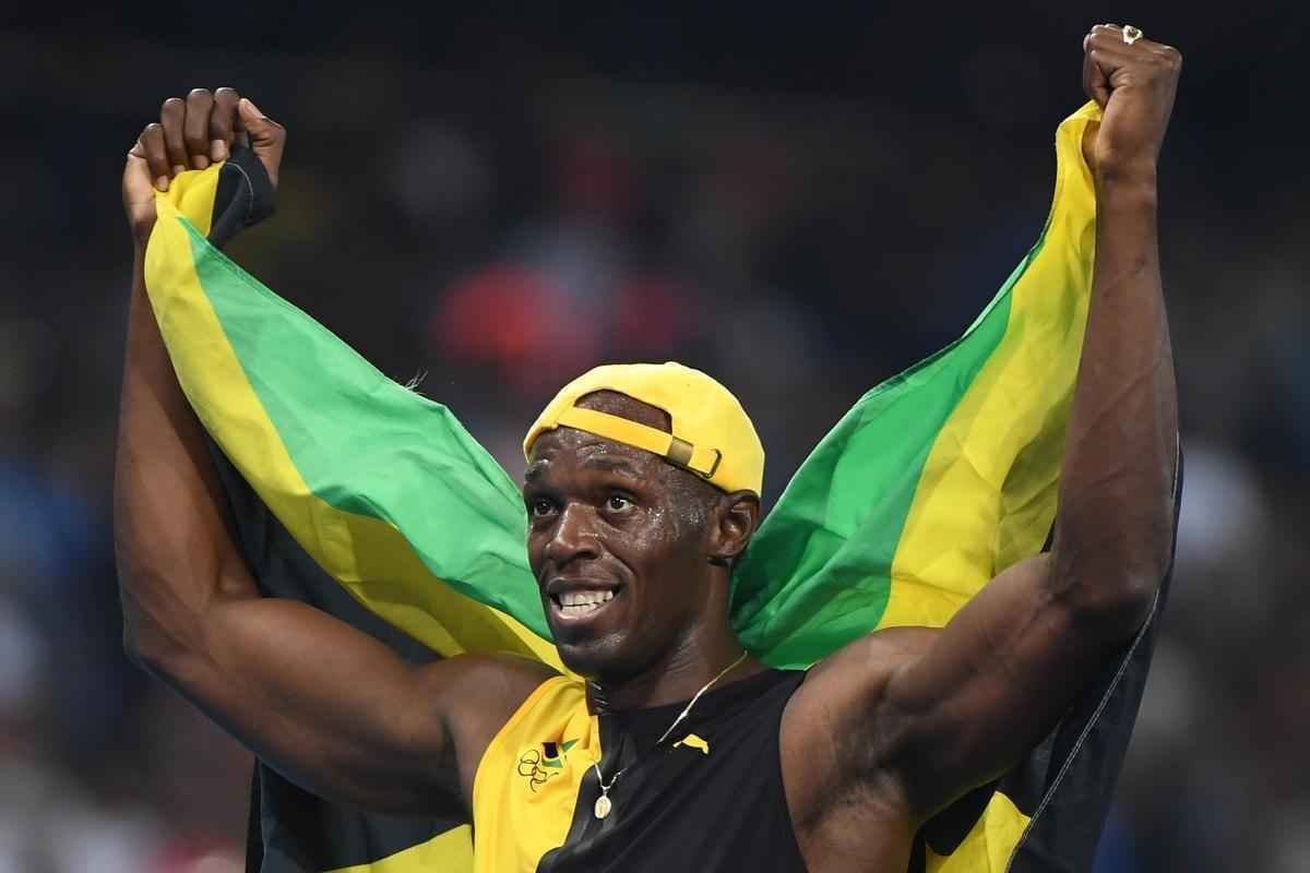 Usain Bolt comemorou tricampeonato olmpico com pblico no Engenho, no Rio