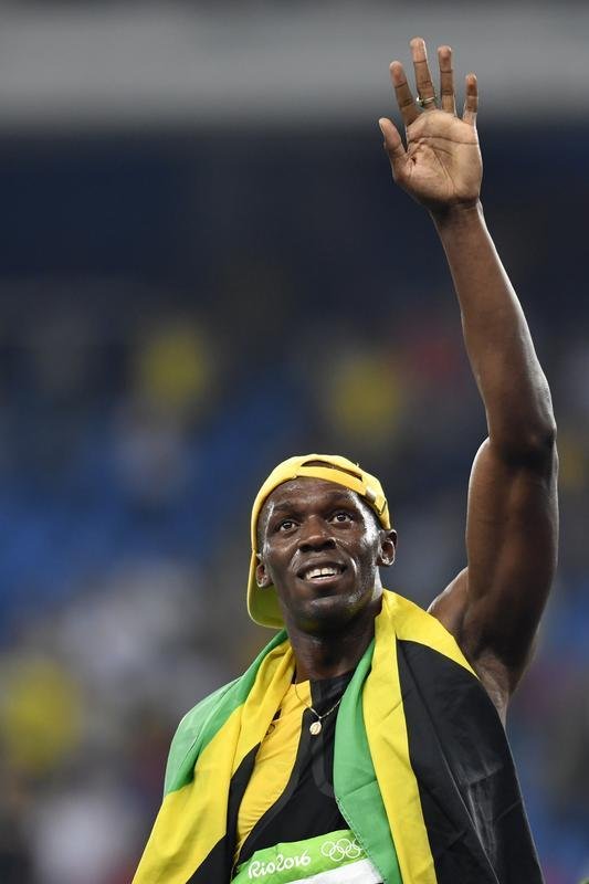 Usain Bolt comemorou tricampeonato olmpico com pblico no Engenho, no Rio