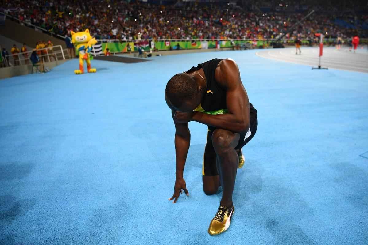 Usain Bolt comemorou tricampeonato olmpico com pblico no Engenho, no Rio