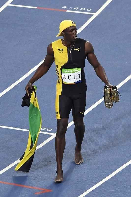 Usain Bolt comemorou tricampeonato olmpico com pblico no Engenho, no Rio