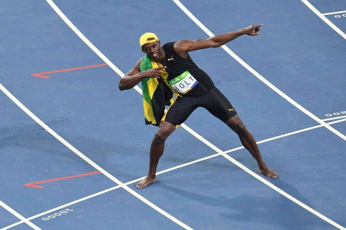 Usain Bolt comemorou tricampeonato olmpico com pblico no Engenho, no Rio