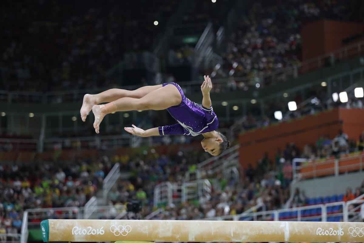 Na deciso, Flavinha sofreu um grande desequilbrio em um dos movimentos e chegou a ficar com apenas um p apoiado na trave, cometeu outras pequenas falhas e minimizou as suas chances