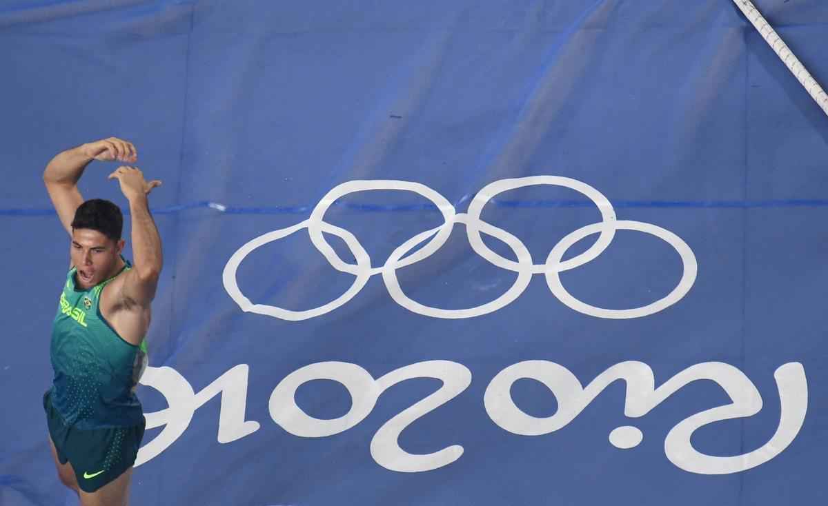 Fotos da prova de Thiago Braz, medalha de ouro no salto com vara