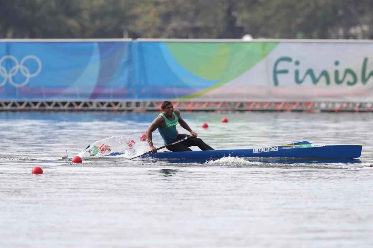 Confira fotos da disputa e da medalha de prata de Isaquias Queiroz