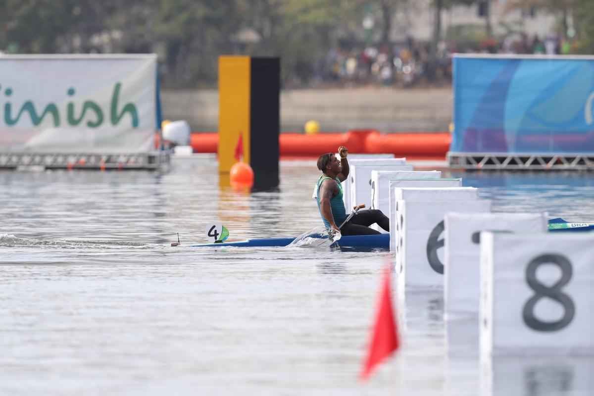 Confira fotos da disputa e da medalha de prata de Isaquias Queiroz