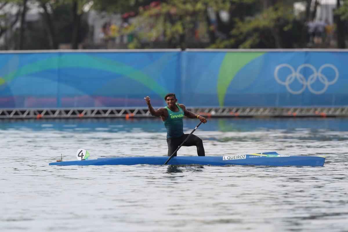 Confira fotos da disputa e da medalha de prata de Isaquias Queiroz