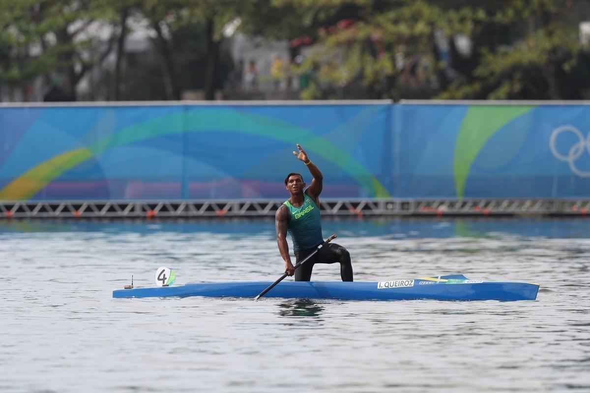 Confira fotos da disputa e da medalha de prata de Isaquias Queiroz