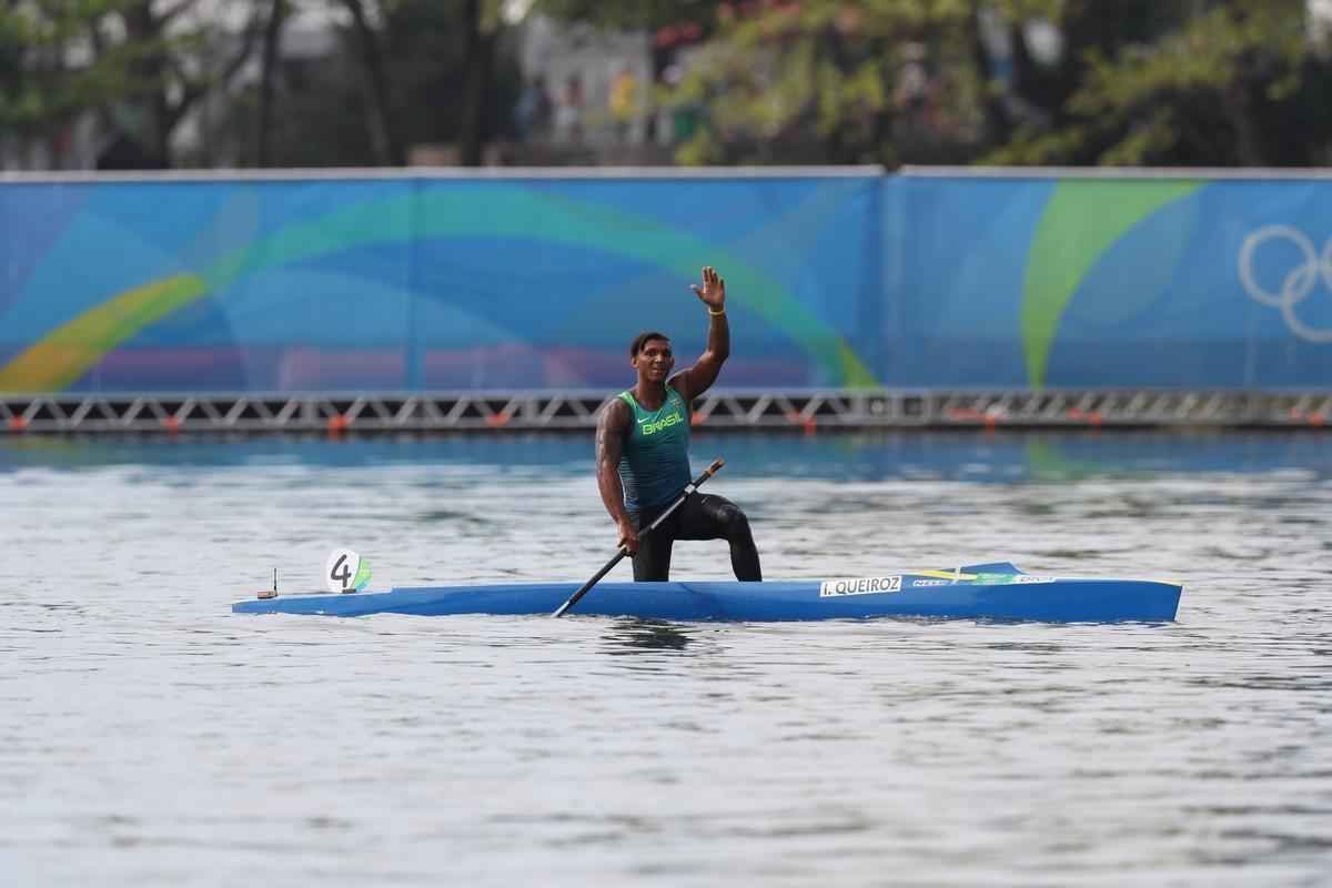Confira fotos da disputa e da medalha de prata de Isaquias Queiroz