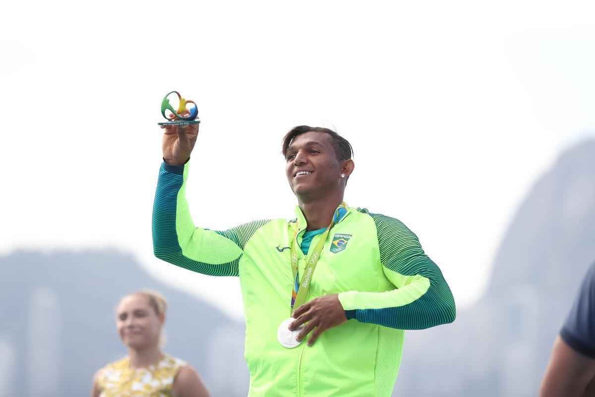 Confira fotos da disputa e da medalha de prata de Isaquias Queiroz