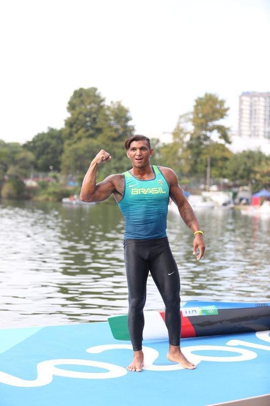 Confira fotos da disputa e da medalha de prata de Isaquias Queiroz