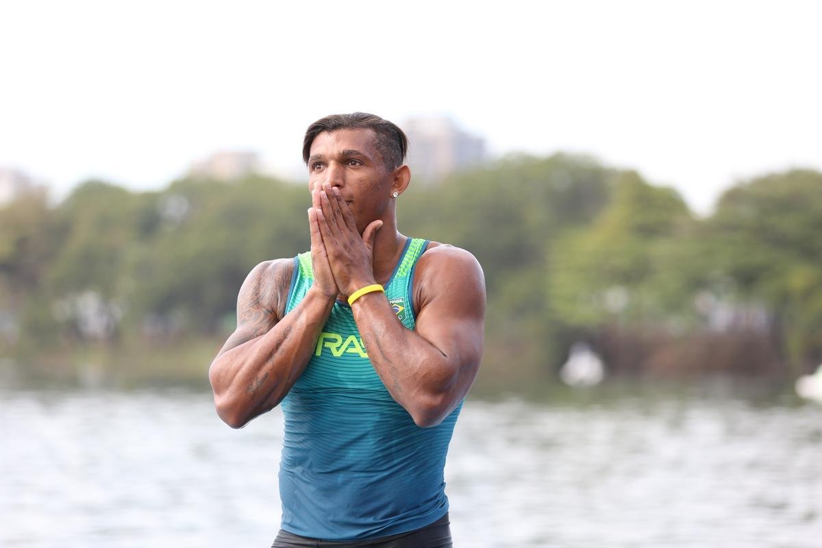 Confira fotos da disputa e da medalha de prata de Isaquias Queiroz