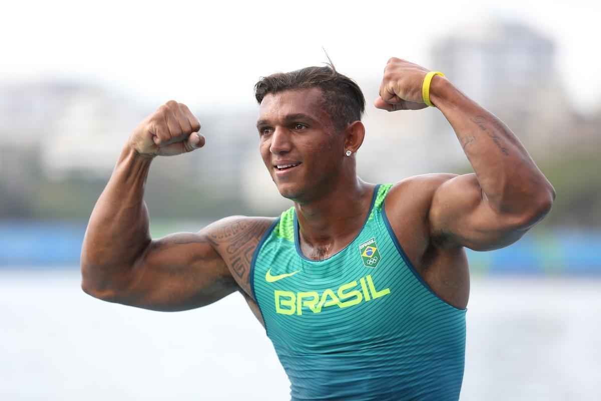 Confira fotos da disputa e da medalha de prata de Isaquias Queiroz
