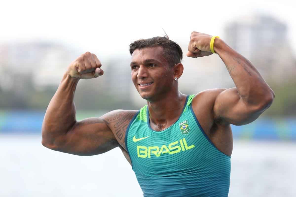 Confira fotos da disputa e da medalha de prata de Isaquias Queiroz