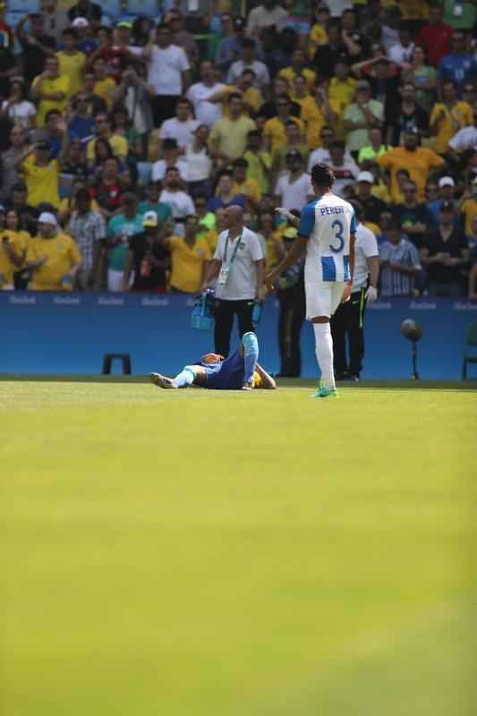 Brasil goleou Honduras por 6 a 0 e avanou  deciso do futebol masculino nos Jogos