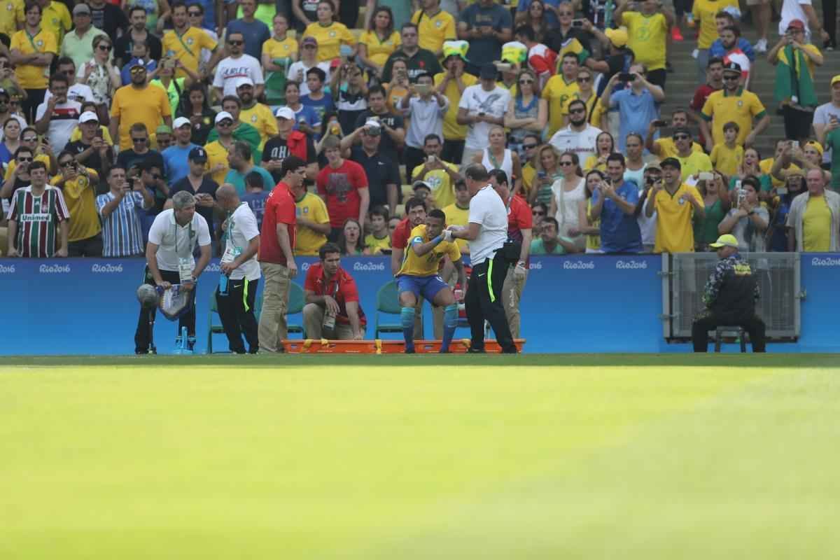 Brasil goleou Honduras por 6 a 0 e avanou  deciso do futebol masculino nos Jogos