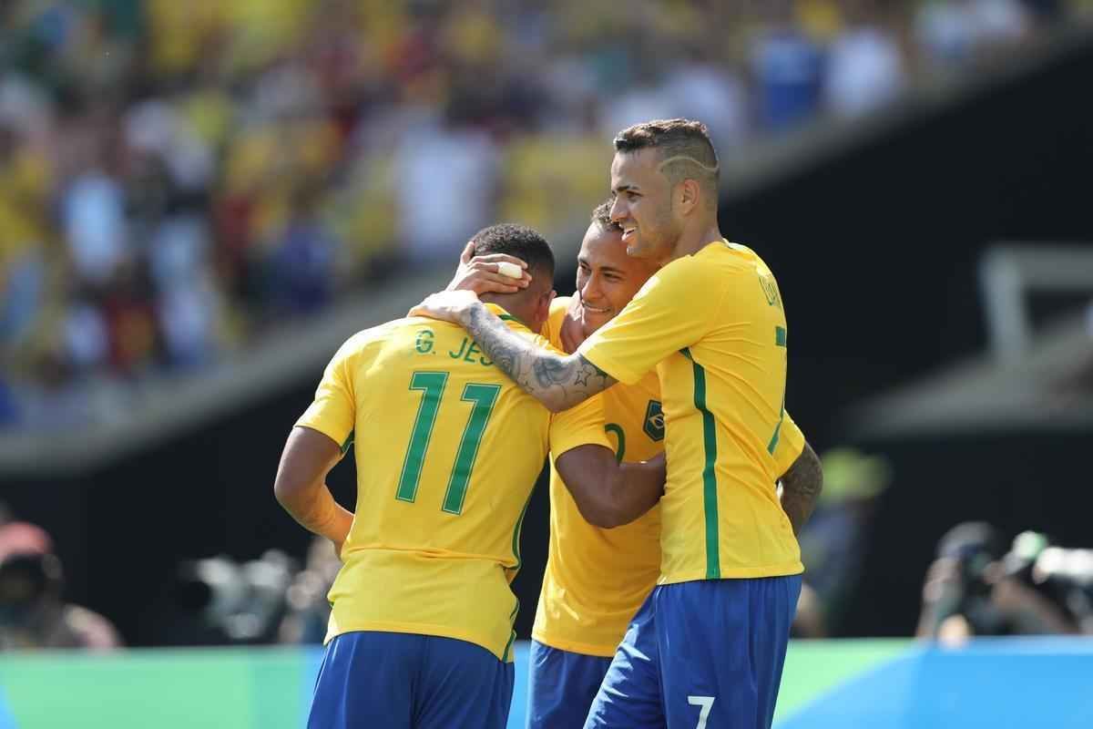Brasil goleou Honduras por 6 a 0 e avanou  deciso do futebol masculino nos Jogos