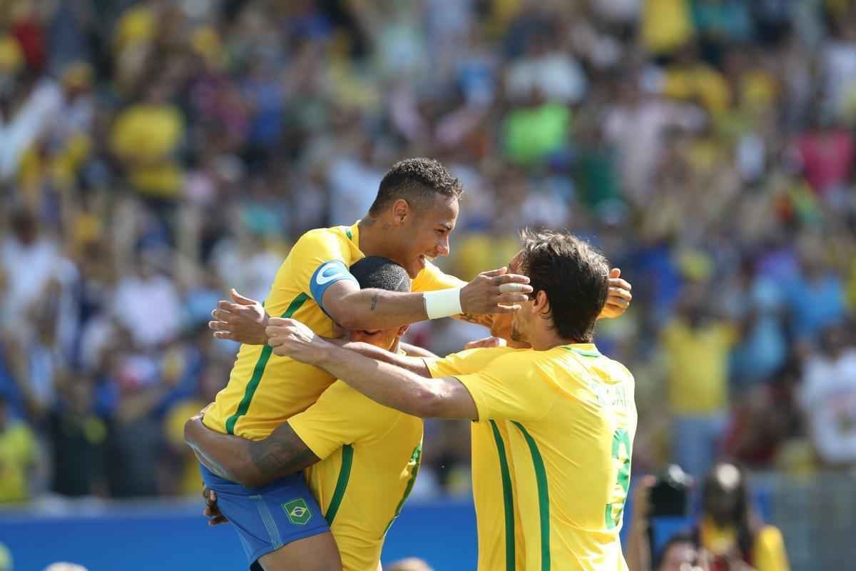 Brasil goleou Honduras por 6 a 0 e avanou  deciso do futebol masculino nos Jogos