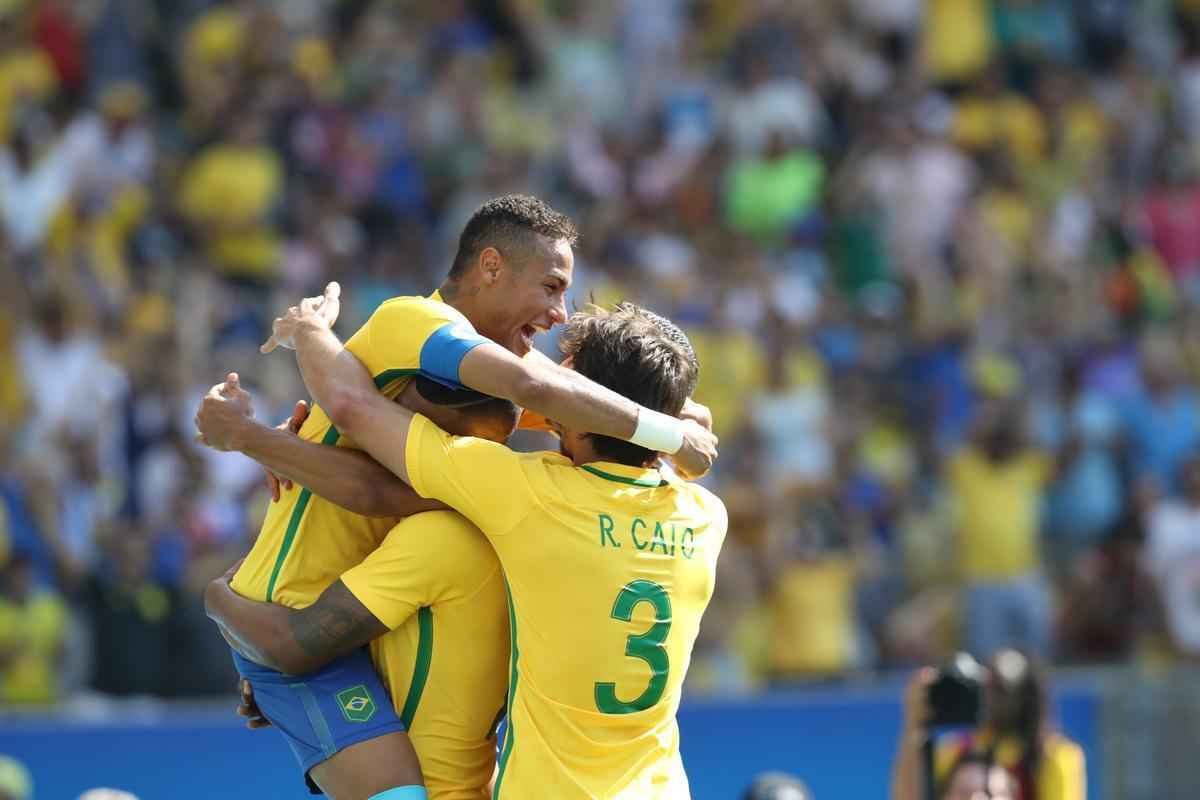 Brasil goleou Honduras por 6 a 0 e avanou  deciso do futebol masculino nos Jogos