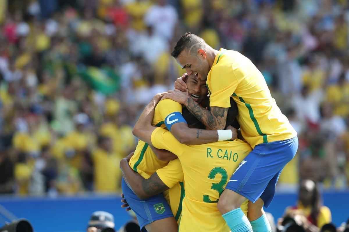Brasil goleou Honduras por 6 a 0 e avanou  deciso do futebol masculino nos Jogos
