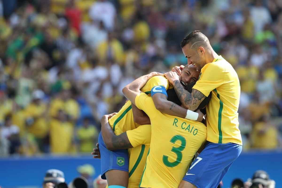 Brasil goleou Honduras por 6 a 0 e avanou  deciso do futebol masculino nos Jogos