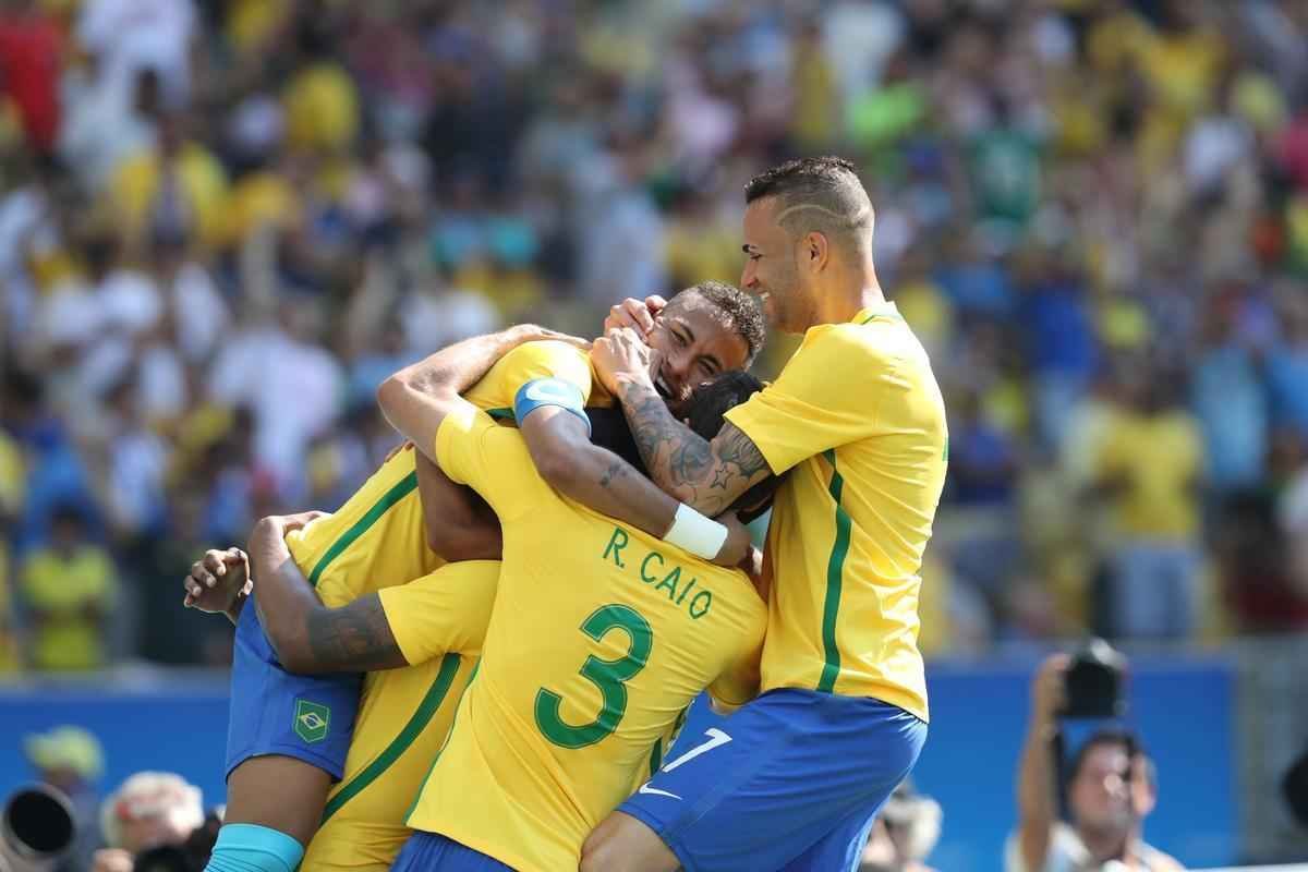 Brasil goleou Honduras por 6 a 0 e avanou  deciso do futebol masculino nos Jogos