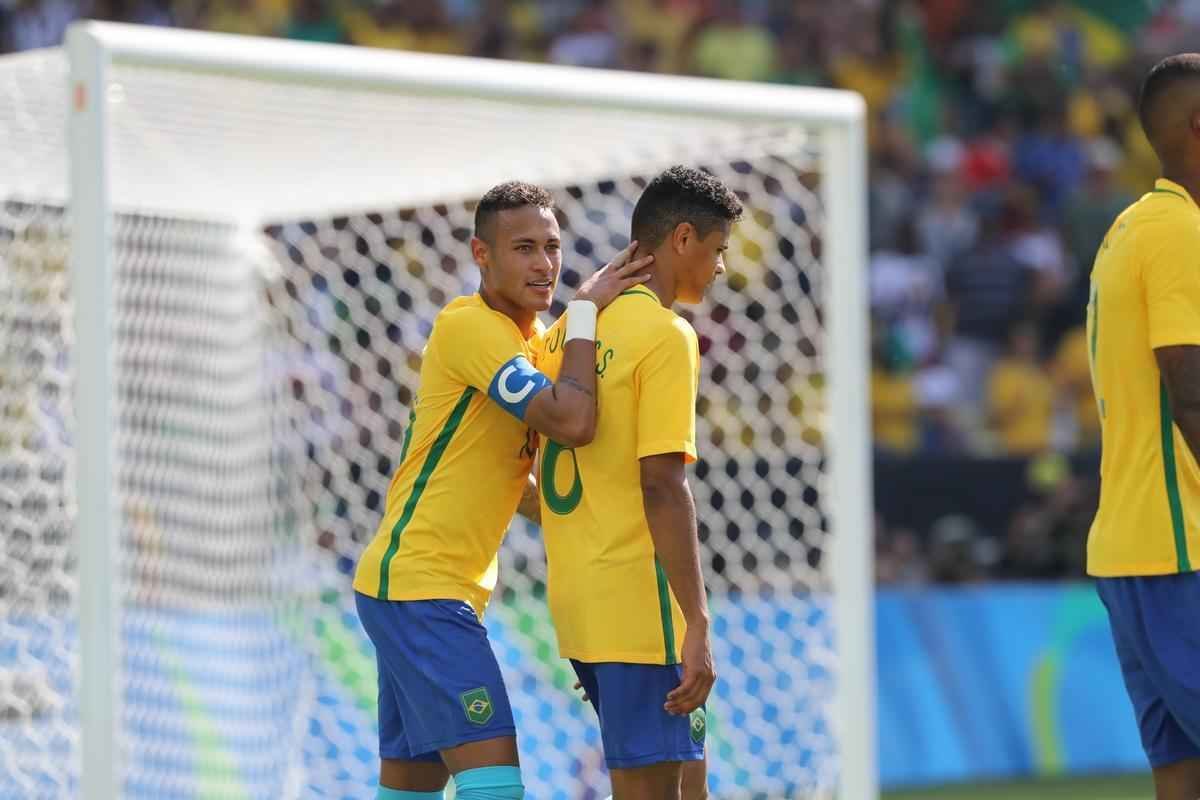 Brasil goleou Honduras por 6 a 0 e avanou  deciso do futebol masculino nos Jogos
