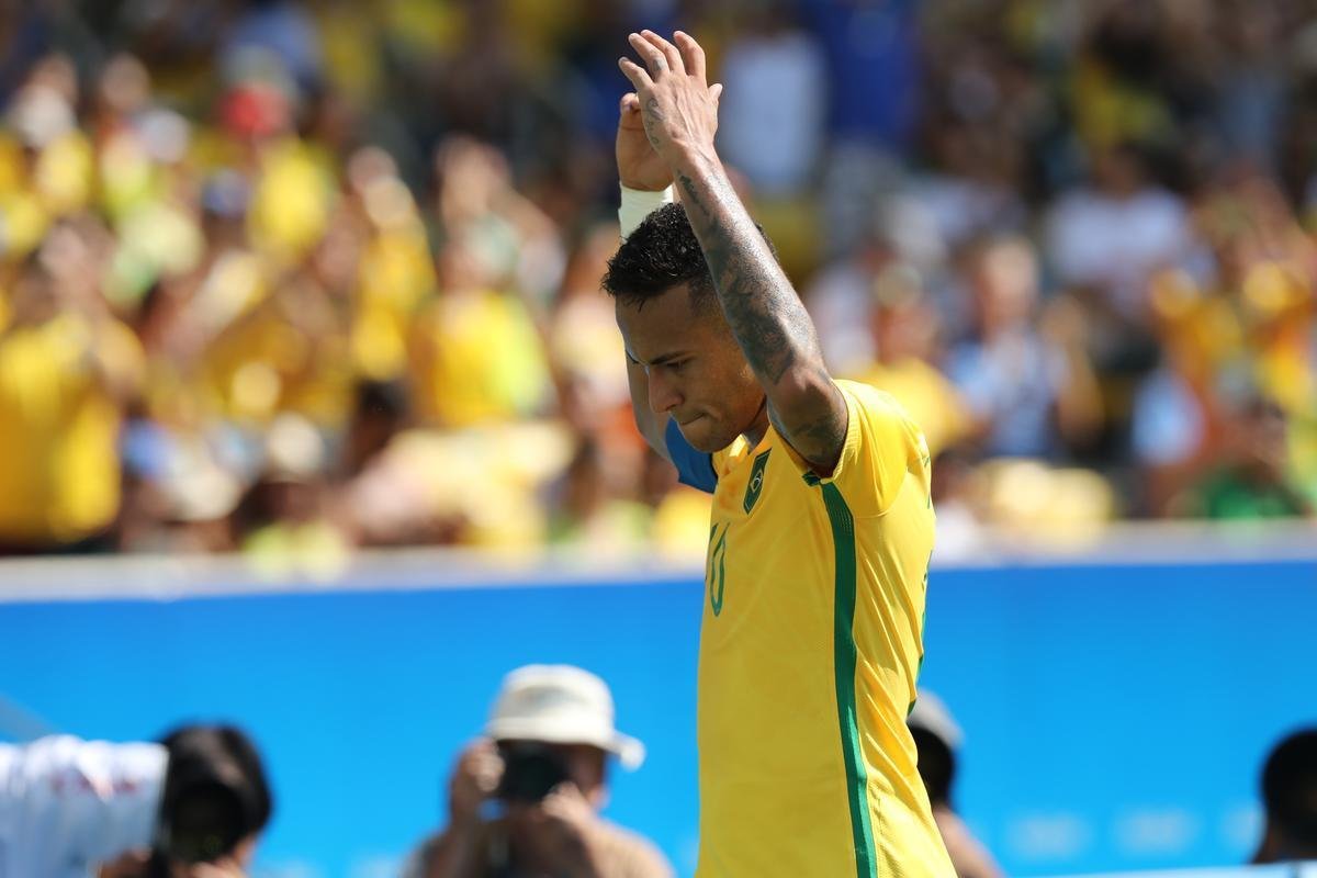 Brasil goleou Honduras por 6 a 0 e avanou  deciso do futebol masculino nos Jogos